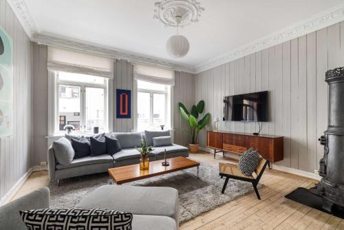 Oslo Apartment | DINBNB Apartments Comfortable 2-Bed Urban Escape with Apple TV & Cozy Features