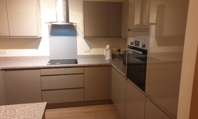 Severn Beach House | Dingle Corner professional luxury accommodation