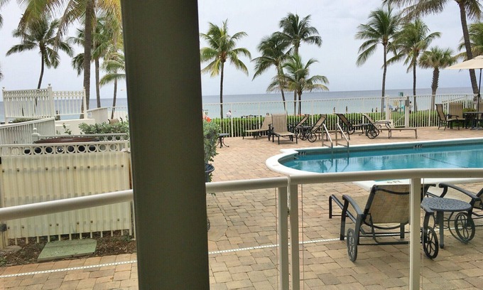 Deerfield Beach Condo | Direct OCEAN/Beach/Pool AWESOME AREA,VIEWS! Best Price for Direct Oceanfront!