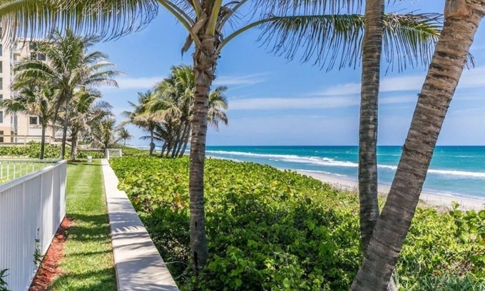 Highland Beach Condo | Direct OCEANFRONT Condo on the BEACH