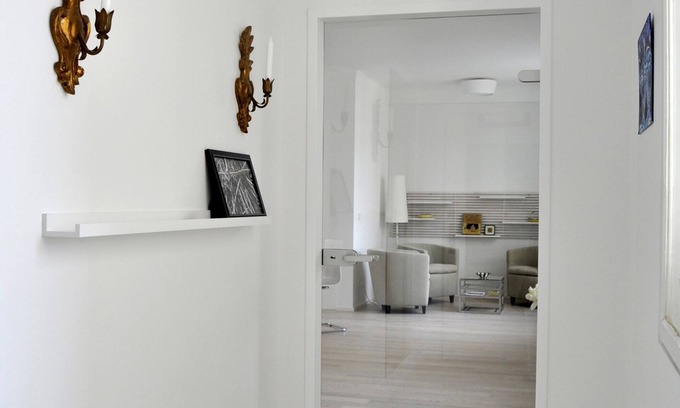 Wieden Apartment | Directly at the NASCHMARKT, SECESSION, right in the middle of the cultural pulse of the city