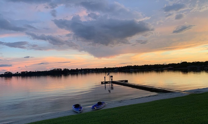 Lake Placid House | DIRECTLY ON GORGEOUS LAKE JUNE! MESSAGE OWNER FOR AVAILABILITY.