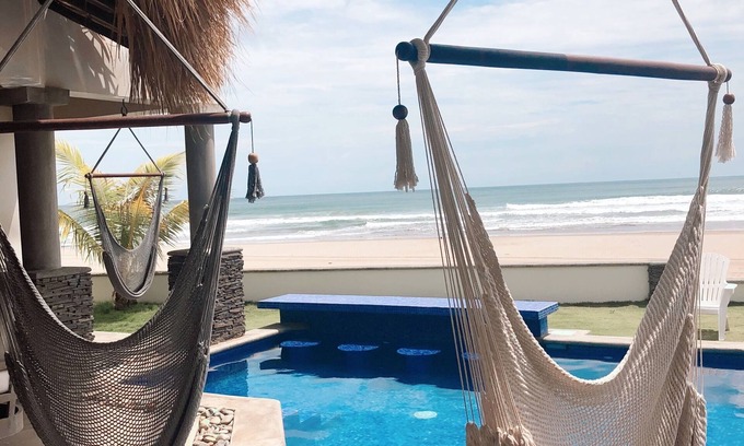 Popoyo House | DISCOUNTED - BR/4 Bath Luxury Beachfront House - Casa Perla, Playa Guasacate