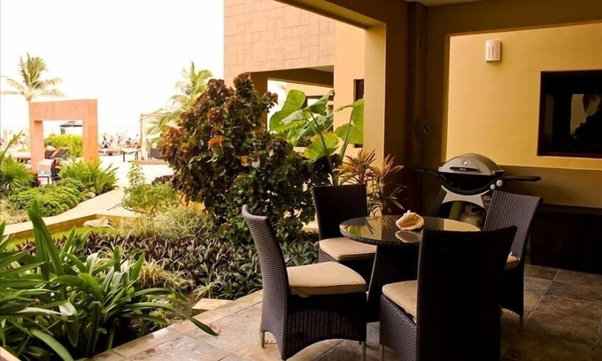 Downtown Condo | DISCOUNTED Rates on Oceanfront 2 Bdrm Main floor Spectacular Unit