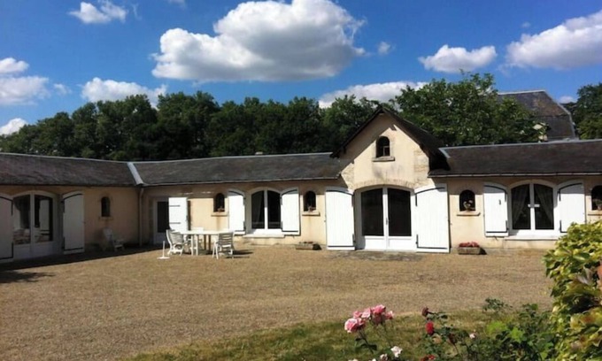 La Peyratte Cottage | Discover Authentic French Charm at La Mothe aux Gentilhommes
