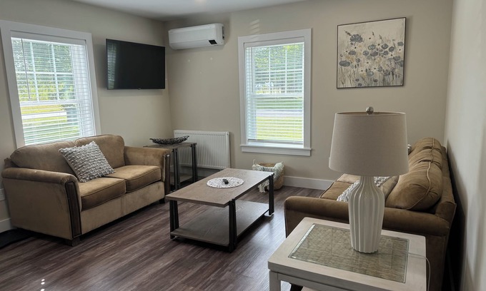 Oakland House | Discover Oakland charm near Colby College 10 min