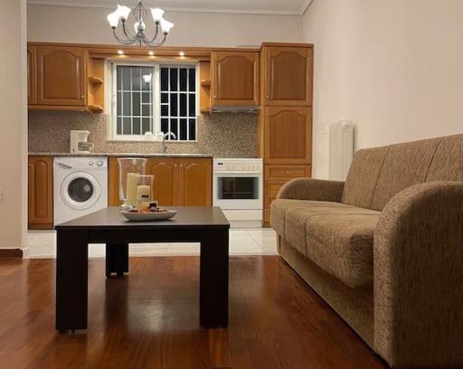 Agia Paraskevi Apartment | DM Apartment 1