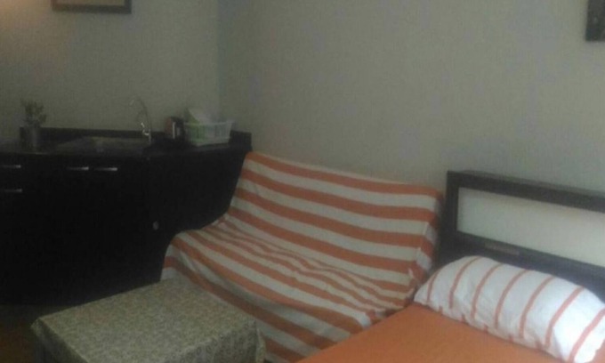 Thung Song Hong House | Dmk Don Mueang airport Guest House meet-greet service