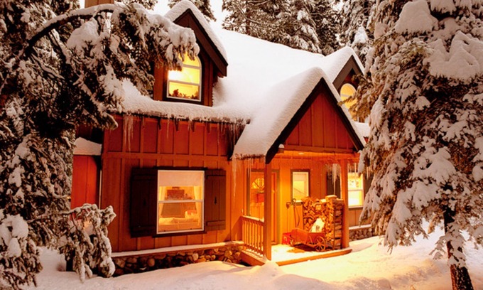 Tahoe Pines House | Dog-friendly forest cabin with deck & fireplace, blocks to Lake Tahoe/trails