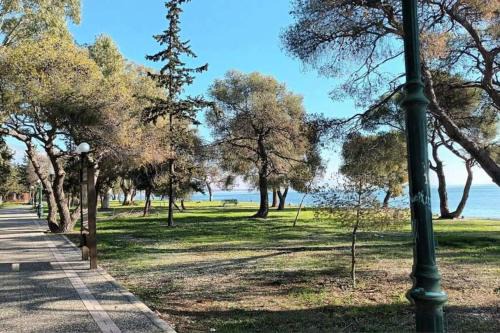 Agii Theodori Apartment | Doll house next to the sea