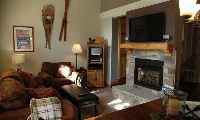 Lake Forest Condo | Dollar Hill II #61 by Hauserman Rental Group