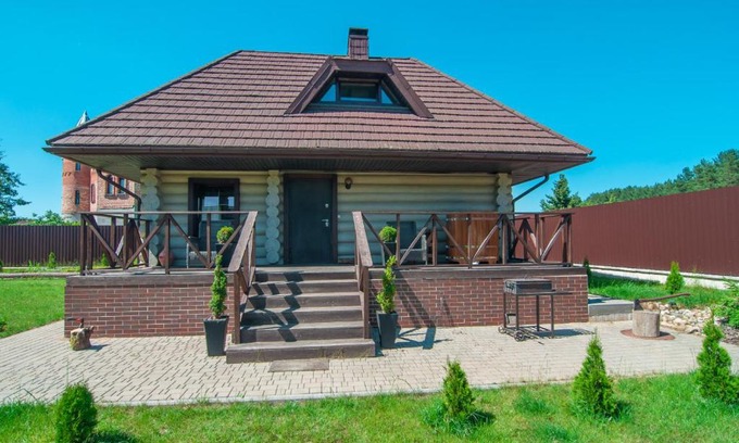 Raubichi House | Dom na shkolnoi