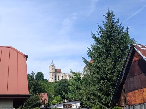 Janowiec House | Dom w Janowcu z widokiem na zamek - blisko Magiczne Ogrody
