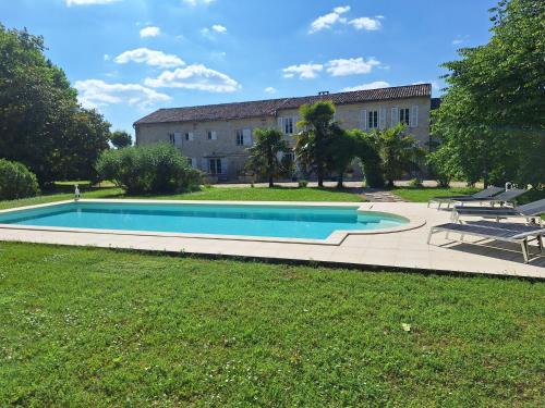 Lesparre-Medoc Bed & Breakfast | Domaine du Papillon