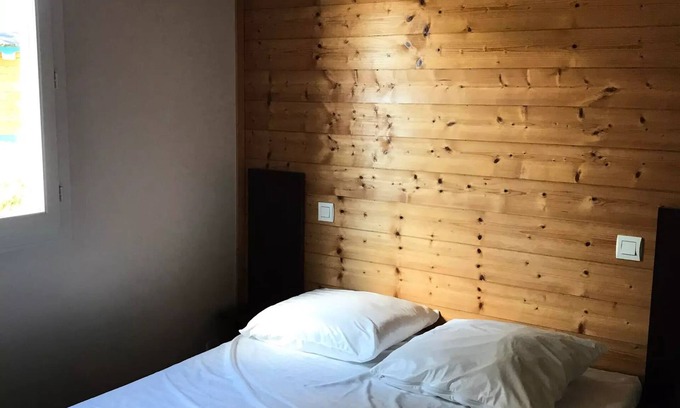 Kernascleden Ski Chalet | Domaine Du Scorff * - Chalet Ker hen and Ker Scorff 2 bedrooms 4 people