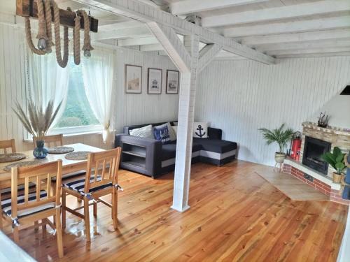 Karwia House | Domek Letniskowy
