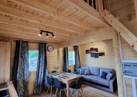 Parchowo House | Domek letniskowy piętrowy na Kaszubach jezioro Ostrów Mausz