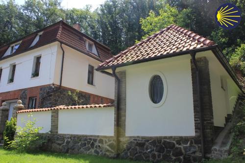 Zbraslav Apartment | Domek Praha - Zbraslav, u zámku