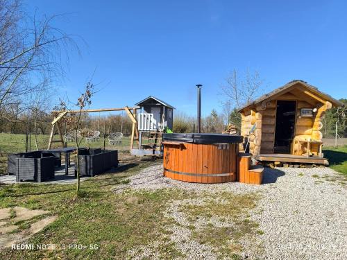 Jedlinsk Resort | Domki letniskowe