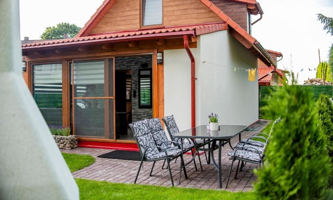 Sulecki Borek Cabin | Domki Niesiołowice