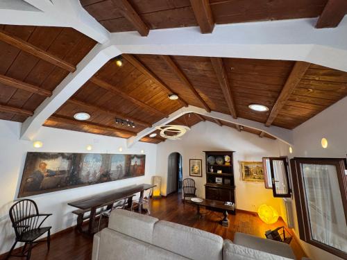 Celio Ski Chalet | Domus Colosseum, detached house just few steps from the Colosseum