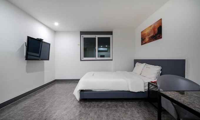 Donghae Hotel | Donghae Shine
