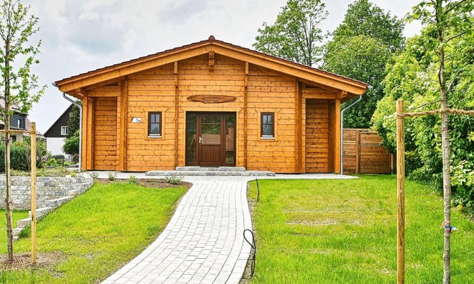Rotacker House | Doppelhaushälfte in Hasselfelde
