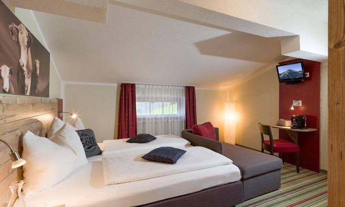 Soell House | Doppelzimmer, Dusche, WC Frühstück Kurz - Gasthof Gruberhof