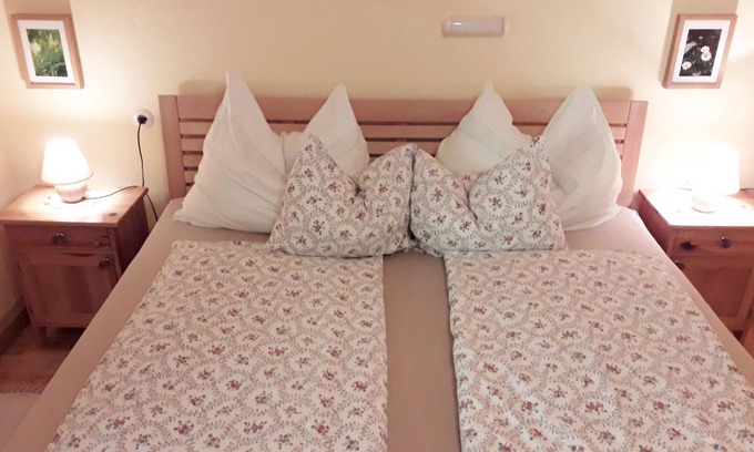 Lendorf Apartment | Doppelzimmer Waldluft - Bauernhof Stauder