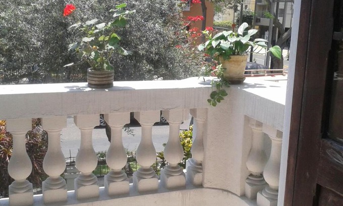 San Isidro House | Dos de Mayo