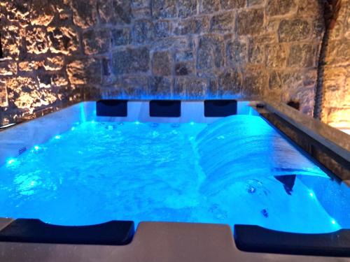 Ano Mera Apartment | Double M Adults Only