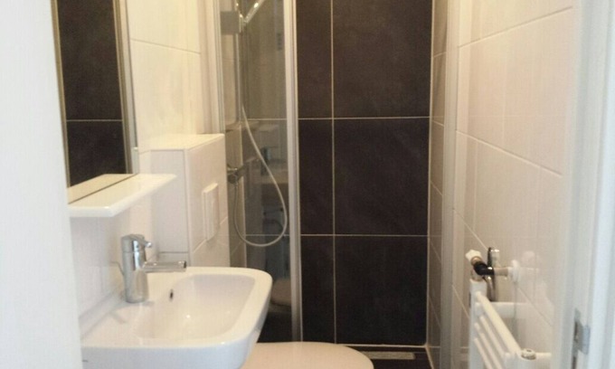 Utrecht Hotel | Double room, 1 km from centre