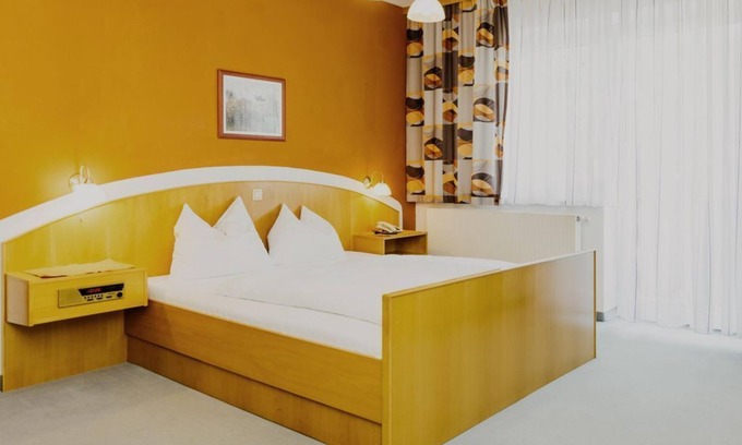 Loipersdorf bei Fuerstenfeld House | Double room nature 1 night - B&B Number 1