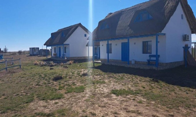 Corbu Villa | Double Room With Private Bathroom at CORBU ACCOMMODATIONn