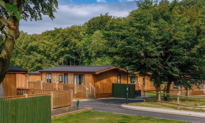 Saddleworth Cottage | DOVESTONE LUXURY LODGES (SLEEPS 4)- PET FREE in Greenfield