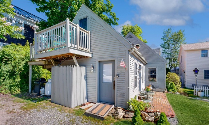 Wiscasset Apartment | Downtown, ground floor studio near the ocean w/patio, outdoor dining area & more
