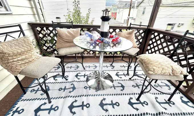 Pittston Apartment | Downtown Pittston I Laundry TVs Near Hospitals