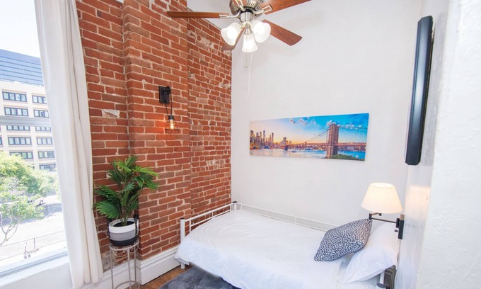 Civic Core House | Downtown San Diego Studio in the Heart of Gaslamp!