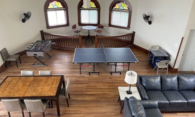 Amanda House | Dragonfly Inn (Only 40 min to Hocking Hills area)