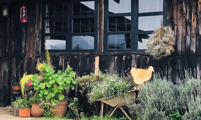 Naro Moru Villa | Dream the days away - The Rustic Barn