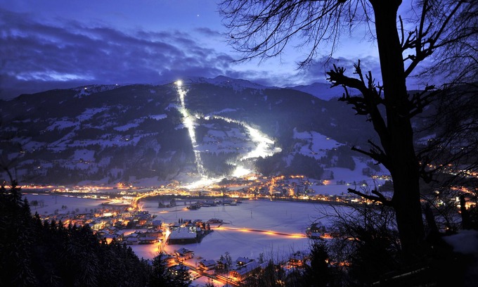 Helfenstein House | Dreamlike double chalet for up to 20 people in a quiet central location!