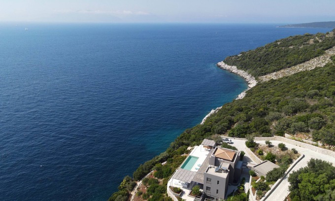 Evgiros Villa | Dreamscape Villa Oneiro - Your Gateway to Seaside Luxury in Sivota