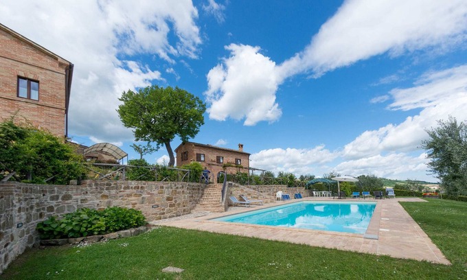 SantʼAngelo in Pontano Villa | Dreamy Brick Villa With Unbelievable View And A Pool