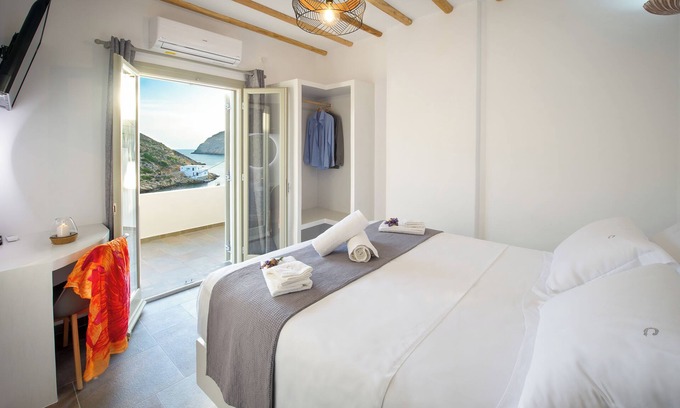 Herronisos Apartment | Droufakos’ home - Beachfront Lux 2BD apt. w. Views