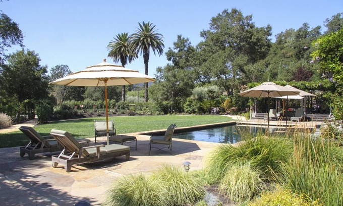 Geyserville House | Dry Creek Valley Home and Vineyard