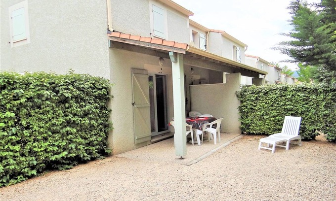 Vallon-Pont-d'Arc House | Duplex A/C 3 pièces 6 pers. avec terrasse à Vallon Pont d'Arc - Piscine chauffée, Animaux OK
