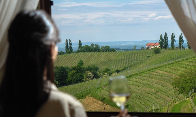 Ljutomer Bed & Breakfast | Dvorec Jeruzalem