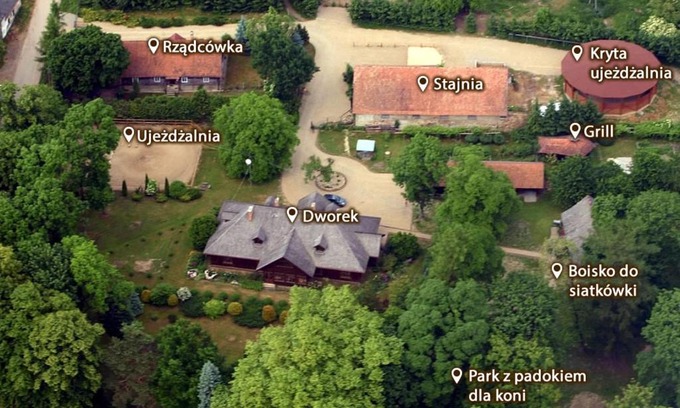 Trzesniow House | Dwor Trzesniow