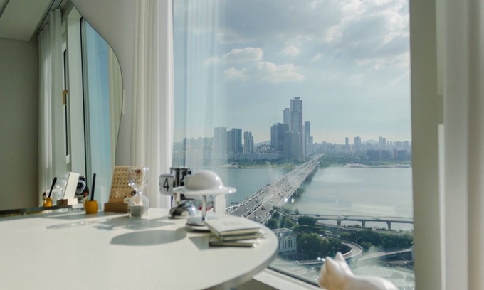 Yonggang-dong Apartment | dynamic Seoul, the city view and the Han River view/the center of traffic