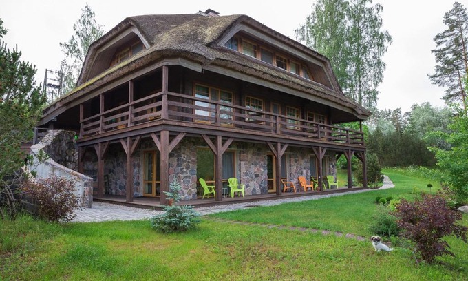 Amata House | Dzeņi